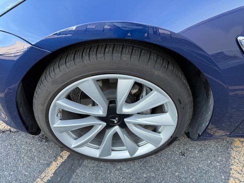 Used 2020 Tesla Model 3 Long Range image 17