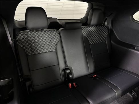 New 2025 GMC Acadia Denali w/ Super Cruise Package image 27