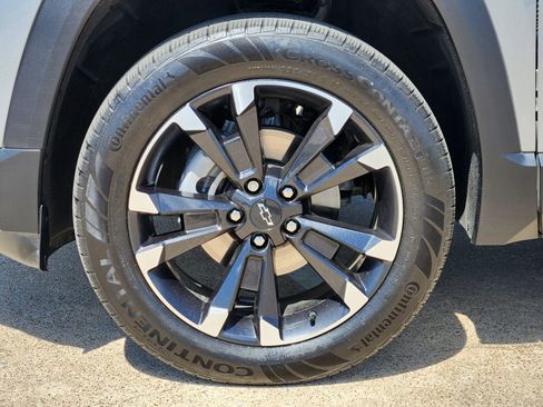 Used 2025 Chevrolet Equinox RS FWD image 20