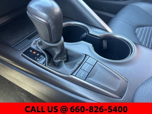 Used 2024 Toyota Camry SE FWD image 19