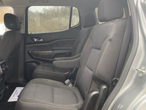 Used 2023 GMC Acadia SLE w/ Driver Convenience Package image 19