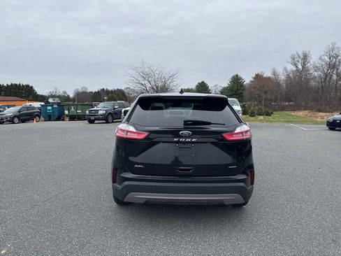 Used 2023 Ford Edge SEL image 5