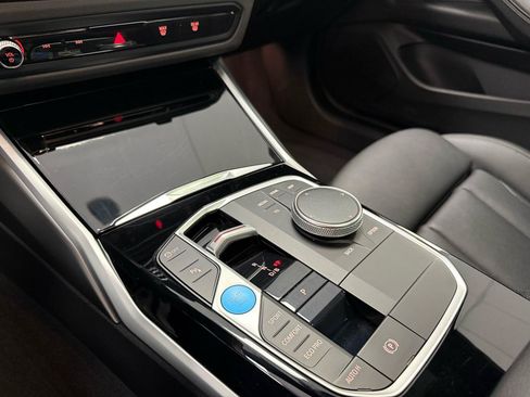 Used 2023 BMW i4 eDrive35 RWD image 18