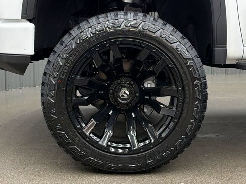 Used 2026 GMC Sierra 1500 AT4 w/ AT4 Premium Package AWD/4WD image 10