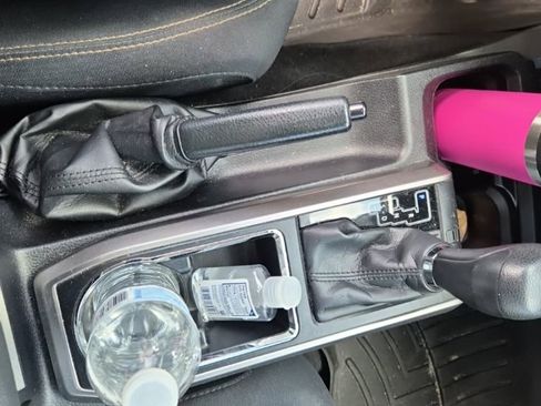 Used 2017 Toyota Tacoma SR5 w/ Tow Package image 8