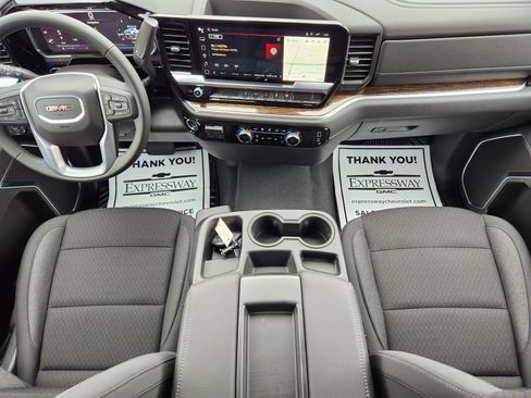 New 2026 GMC Sierra 2500 SLE image 11