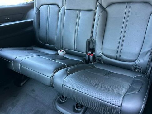 New 2025 Jeep Wagoneer Series II w/ Convenience Group I image 12