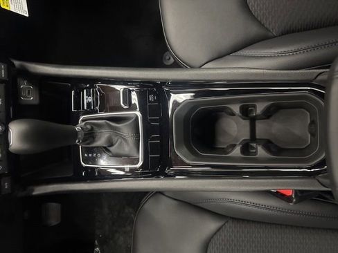 New 2026 Jeep Compass Latitude image 10