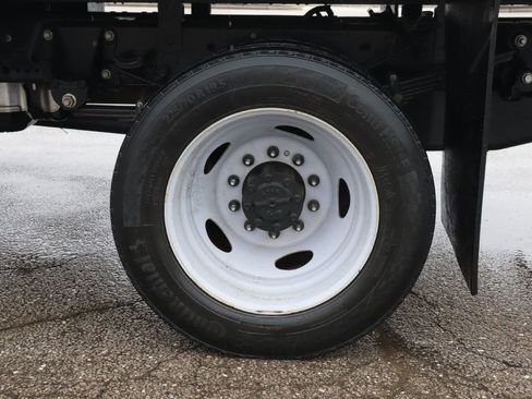 Used 2024 Ford F550 XL image 48