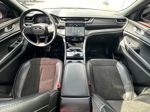 Used 2023 Jeep Grand Cherokee Altitude AWD/4WD image 32