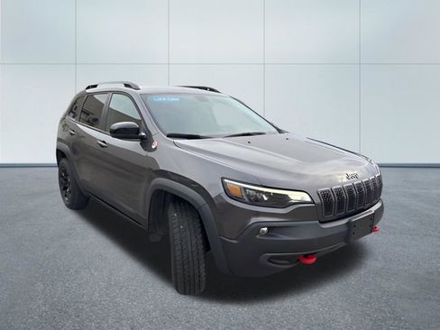 Used 2022 Jeep Cherokee Trailhawk w/ Trailer Tow Group AWD/4WD image 4