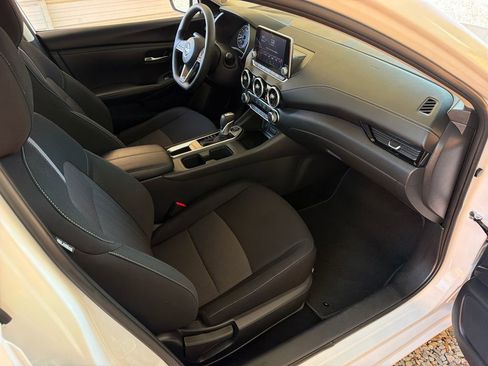 Used 2025 Nissan Sentra SV image 25