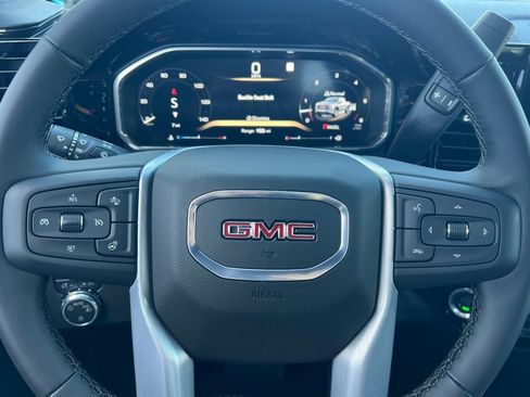 New 2026 GMC Sierra 1500 SLE image 20