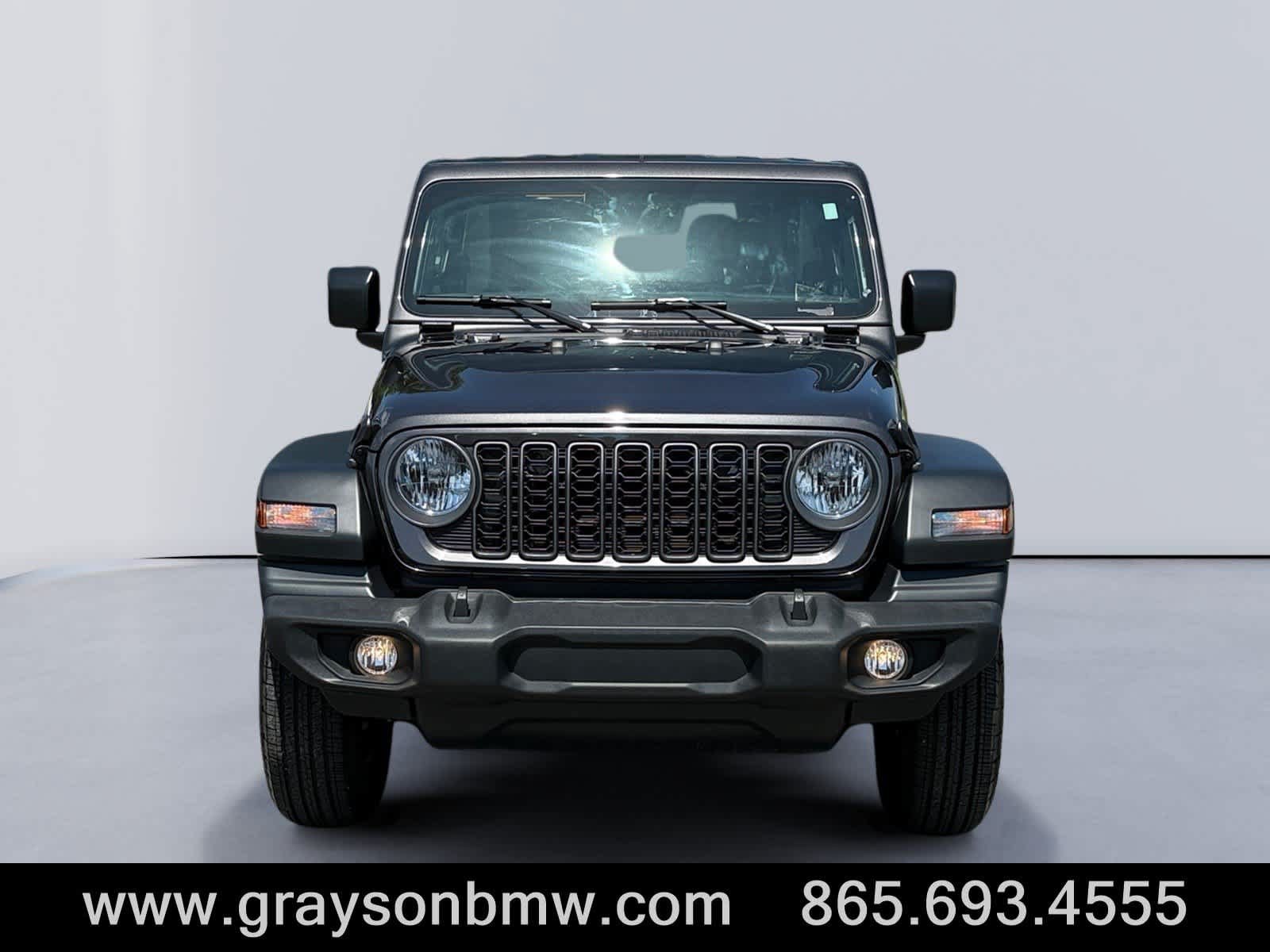 Used 2025 Jeep Wrangler Sport AWD/4WD image 8