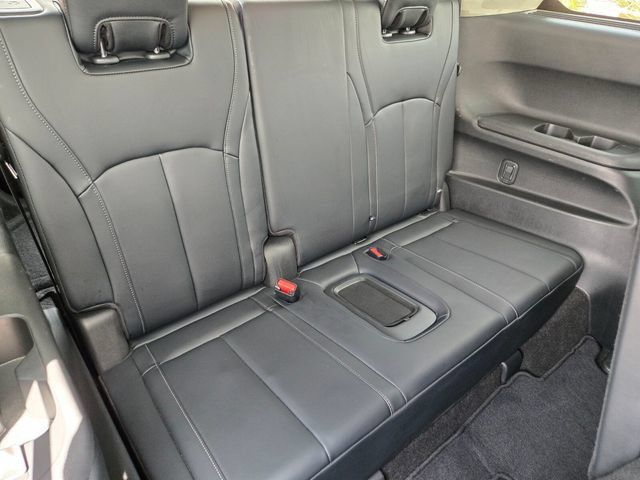 Used 2023 INFINITI QX60 Luxe w/ Cargo Package FWD image 22