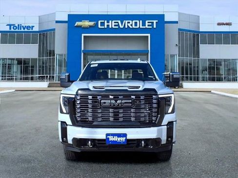 New 2026 GMC Sierra 3500 Denali Ultimate image 3