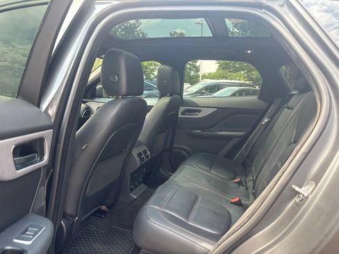Used 2017 Jaguar F-PACE Prestige AWD/4WD image 19