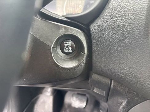 Used 2019 Jeep Renegade Limited w/ LED Lighting Group AWD/4WD image 20