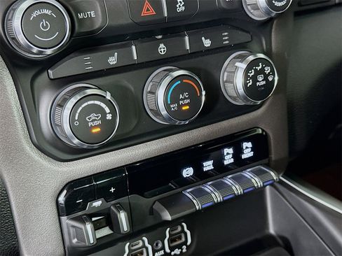 Used 2021 RAM 2500 Big Horn w/ Level 1 Equipment Group image 15