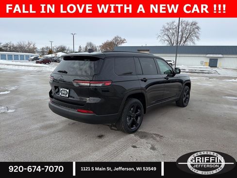 New 2025 Jeep Grand Cherokee L Limited w/ Luxury Tech Group II image 8