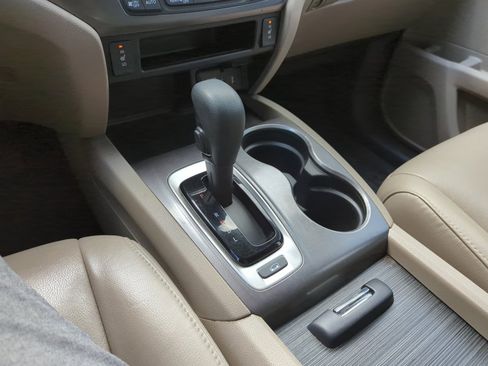 Used 2018 Honda Pilot EX-L image 31