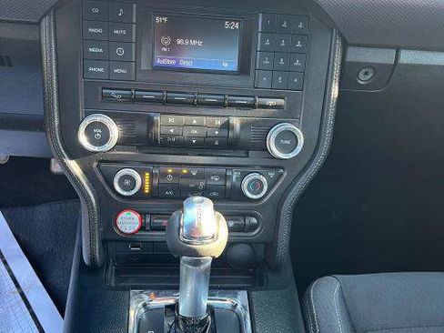 Used 2016 Ford Mustang Coupe image 16