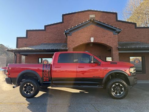 Used 2019 RAM 2500 Power Wagon image 4