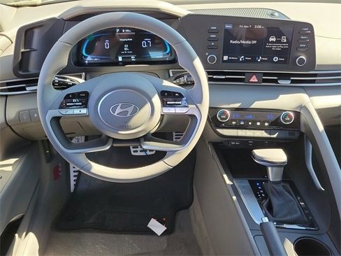 New 2026 Hyundai Elantra Sport image 4