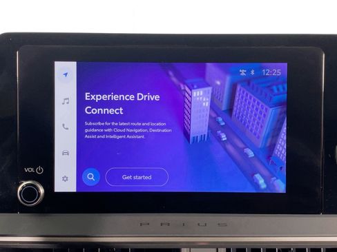 Used 2025 Toyota Prius XLE image 26