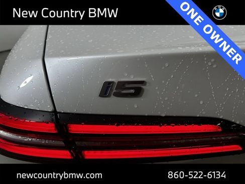 Used 2025 BMW i5 xDrive40 w/ Premium Package image 10