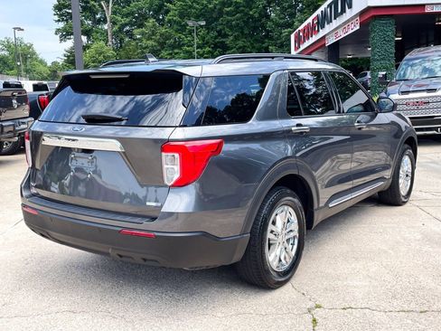 Used 2020 Ford Explorer XLT AWD/4WD image 6