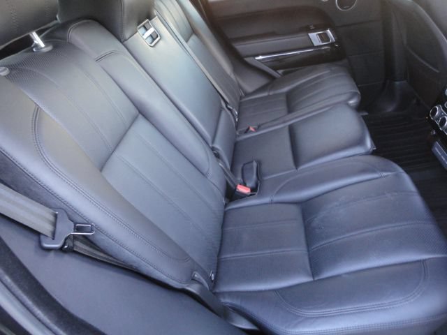 Used 2017 Land Rover Range Rover HSE AWD/4WD image 12