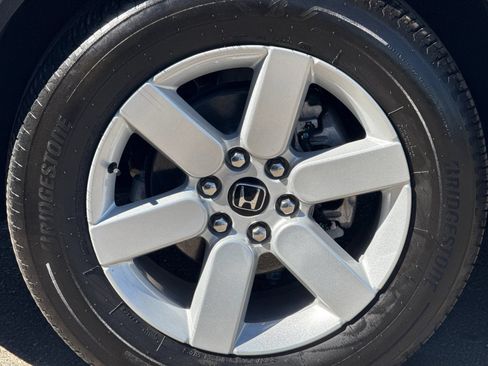 Used 2024 Honda Prologue EX image 13