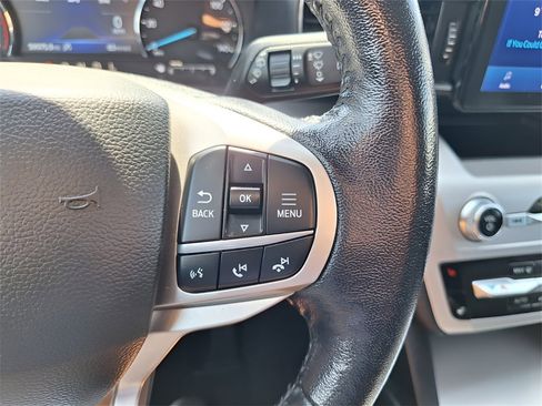 Used 2022 Ford Explorer XLT w/ Equipment Group 202A image 17