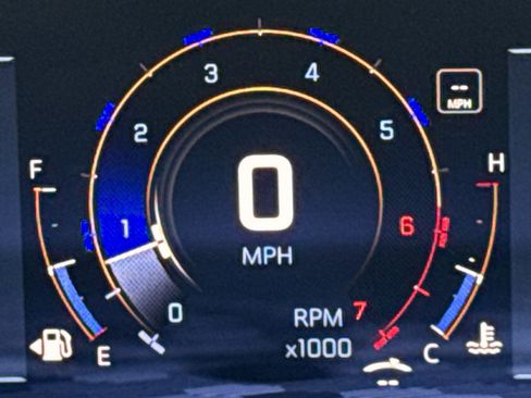 Used 2024 Chevrolet Traverse LT image 21