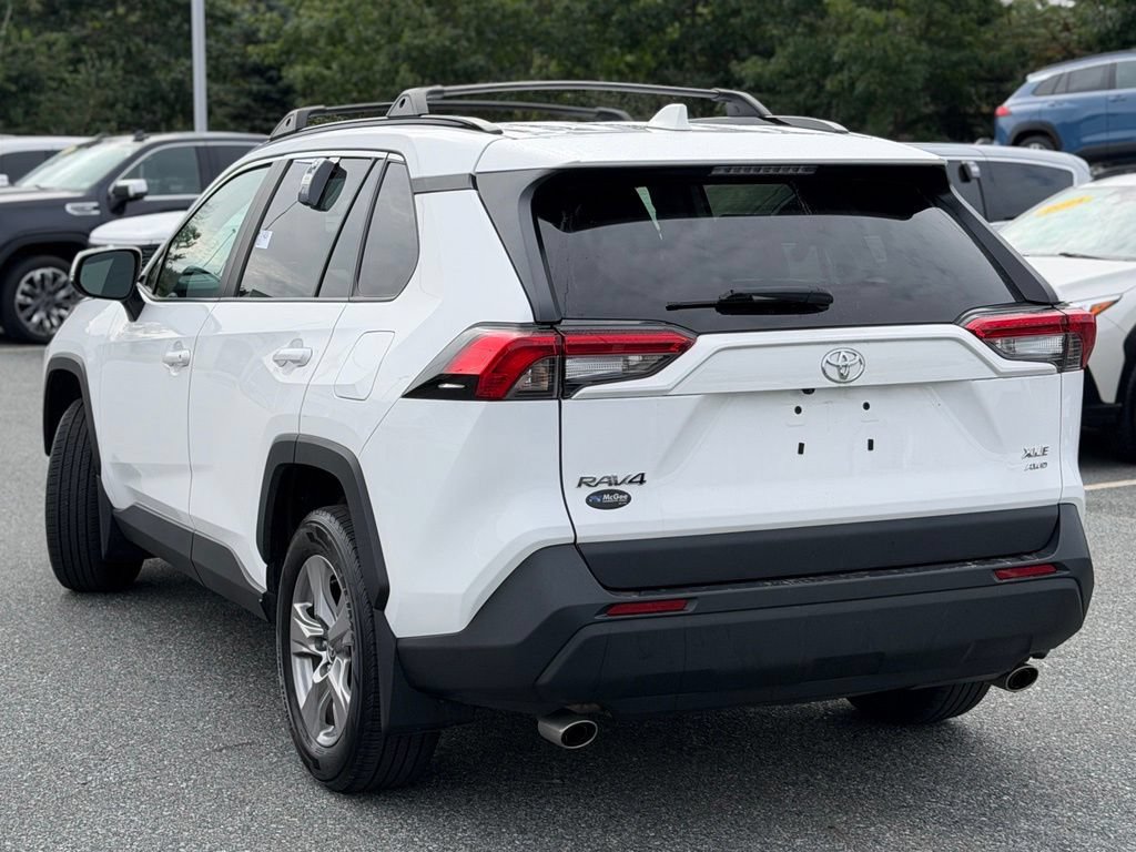 Used 2024 Toyota RAV4 XLE w/ Convenience Package AWD/4WD image 3