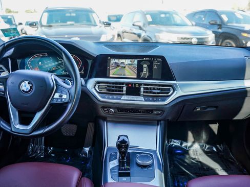 Used 2022 BMW 330i Sedan w/ Convenience Package image 12