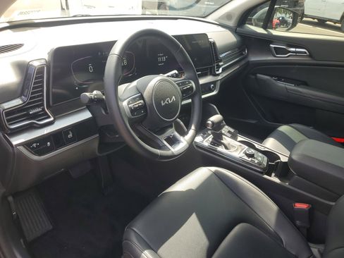 Used 2024 Kia Sportage EX FWD image 10