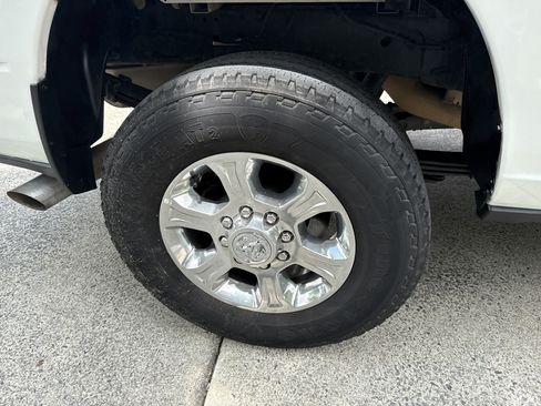 Used 2024 RAM 3500 Big Horn AWD/4WD image 17
