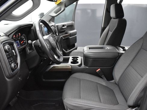 Used 2021 Chevrolet Silverado 1500 RST w/ Max Trailering Package AWD/4WD image 12