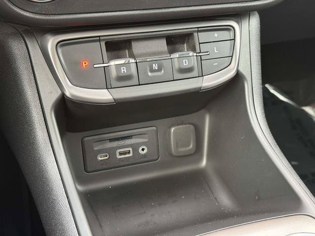 Used 2022 GMC Terrain AT4 w/ Tech Package AWD/4WD image 29