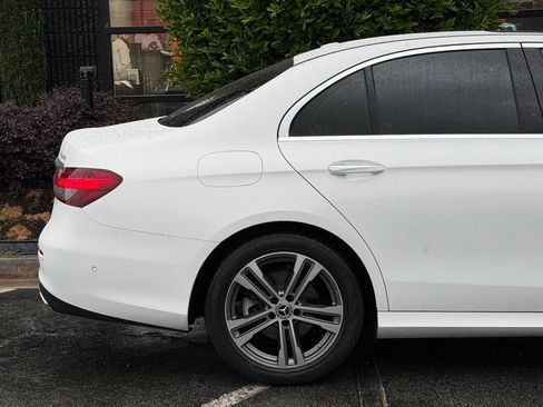 Used 2022 Mercedes-Benz E 350 4MATIC Sedan image 20