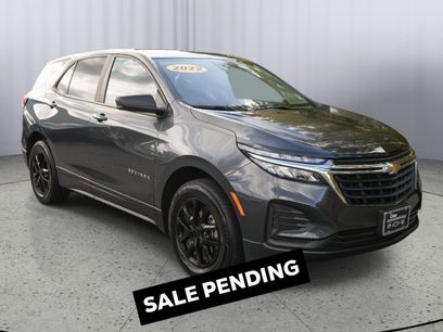 Used 2022 Chevrolet Equinox LS w/ LS Convenience Package
