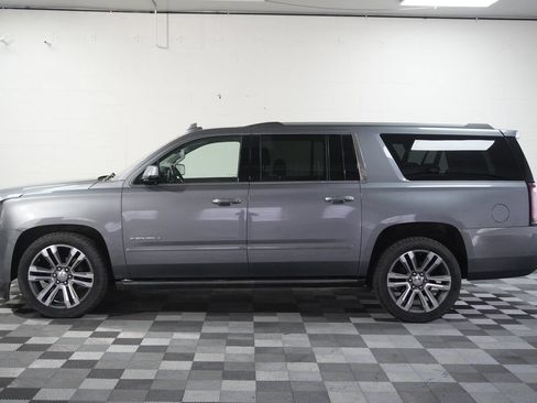 Used 2019 GMC Yukon XL Denali w/ Denali Ultimate Package AWD/4WD image 2