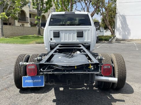 New 2025 RAM 3500 Tradesman image 5