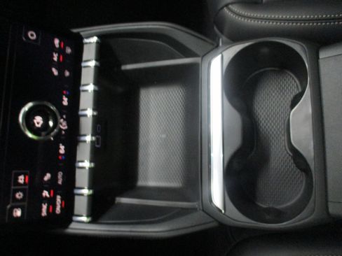 New 2026 GMC Terrain Elevation w/ Elevation Premium Package FWD image 28