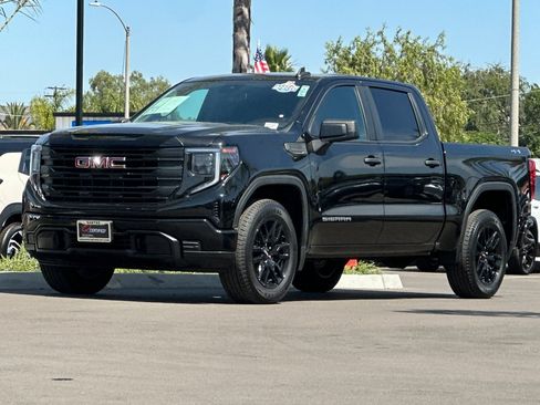 Used 2024 GMC Sierra 1500 Pro w/ Graphite Edition AWD/4WD image 8