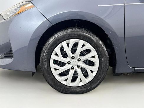 Used 2019 Toyota Corolla L image 50