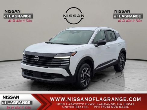 New 2026 Nissan Kicks SV image 1