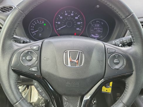 Certified 2020 Honda HR-V Sport image 23